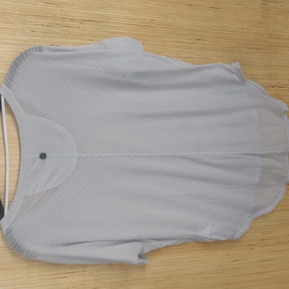 PrAna tee - Picture 3 of 4